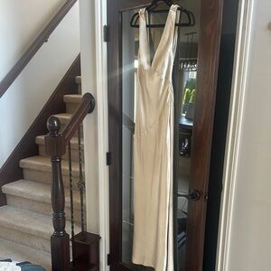 Elegant Cream Sleeveless Dress